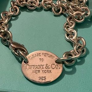 Tiffany & Co. Oval Choker 15.5 in Authentic Return to Tiffany Tiffany’s